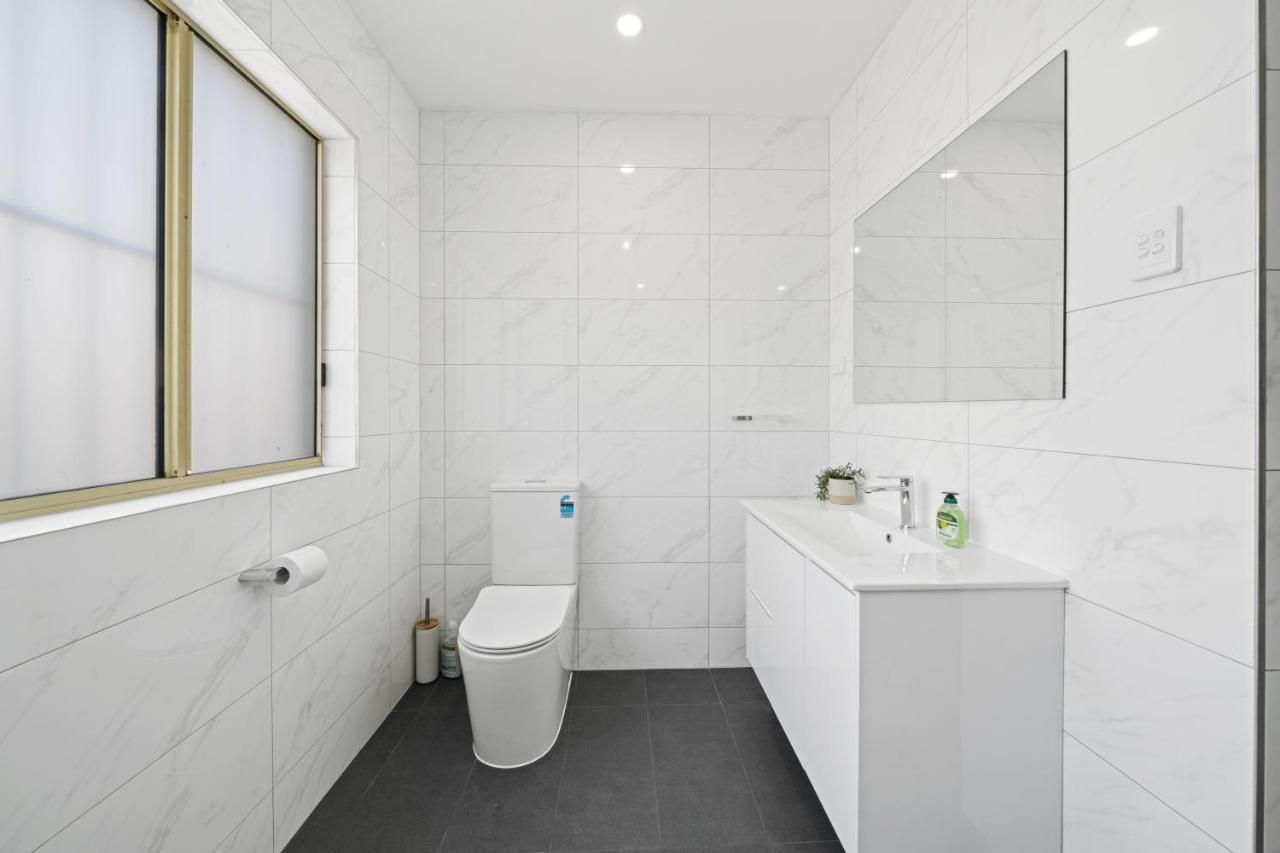 Burwood New 2 Bedroom 2 Bath Apt Free Parking 시드니 외부 사진