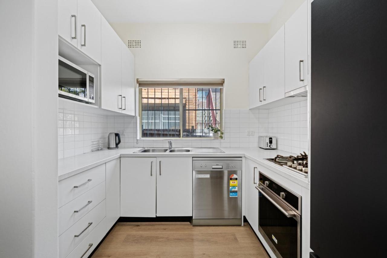 Burwood New 2 Bedroom 2 Bath Apt Free Parking 시드니 외부 사진