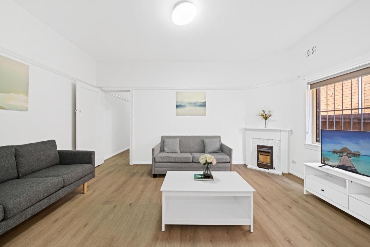 Burwood New 2 Bedroom 2 Bath Apt Free Parking 시드니 외부 사진